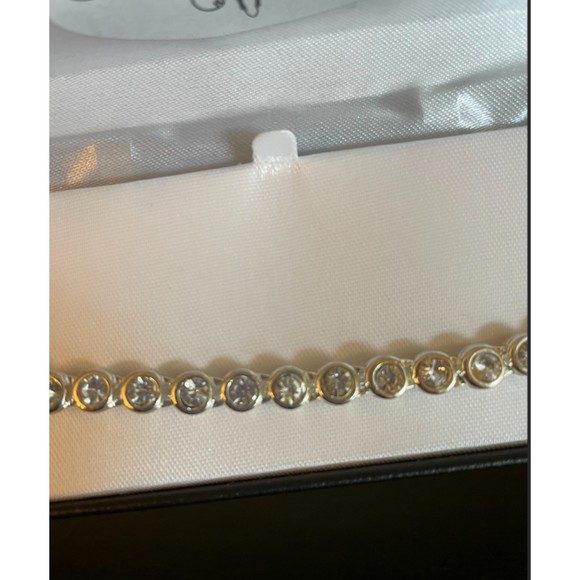 Boxed Faux Stone Tennis Bracelet - Picture 2 of 6